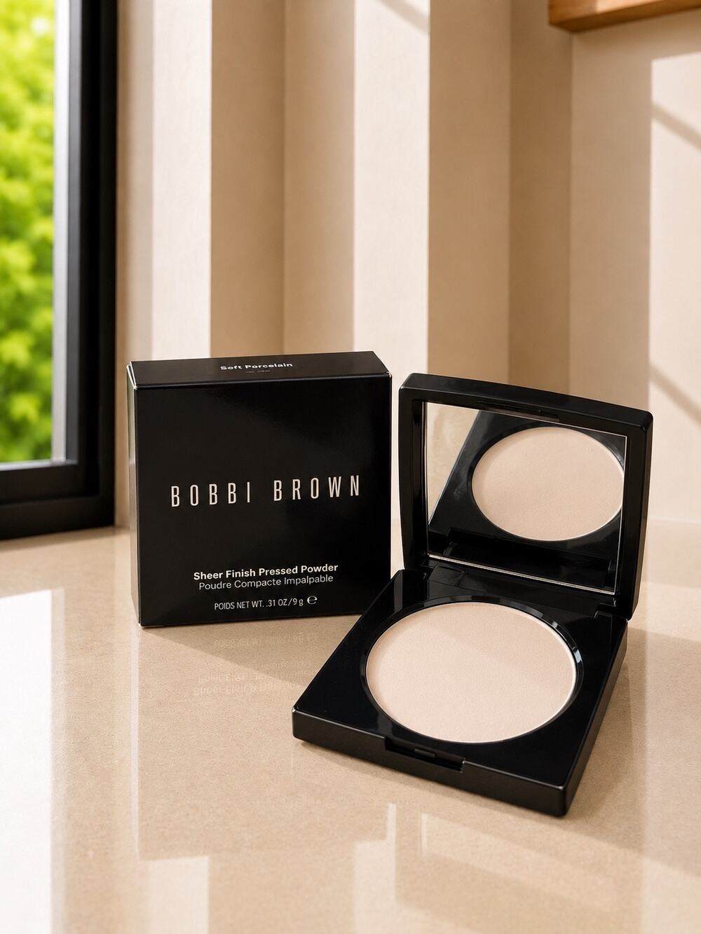 $55 Bobbi Brown Sheer Finish Pressed Powder Soft Porcelain 9g